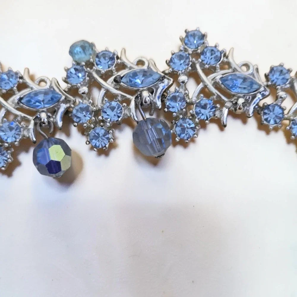 Vtg Coro Blue Aurora Borealis Rhinestone Bracelet Silver Tone Dangle Beaded 7.5